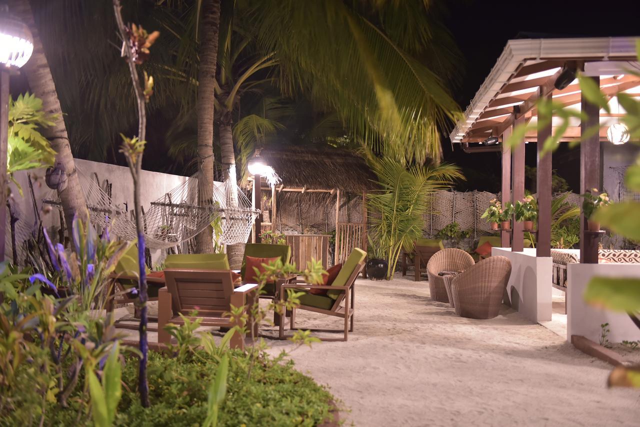 Holiday Village Retreat Bodufolhudhoo Exterior photo