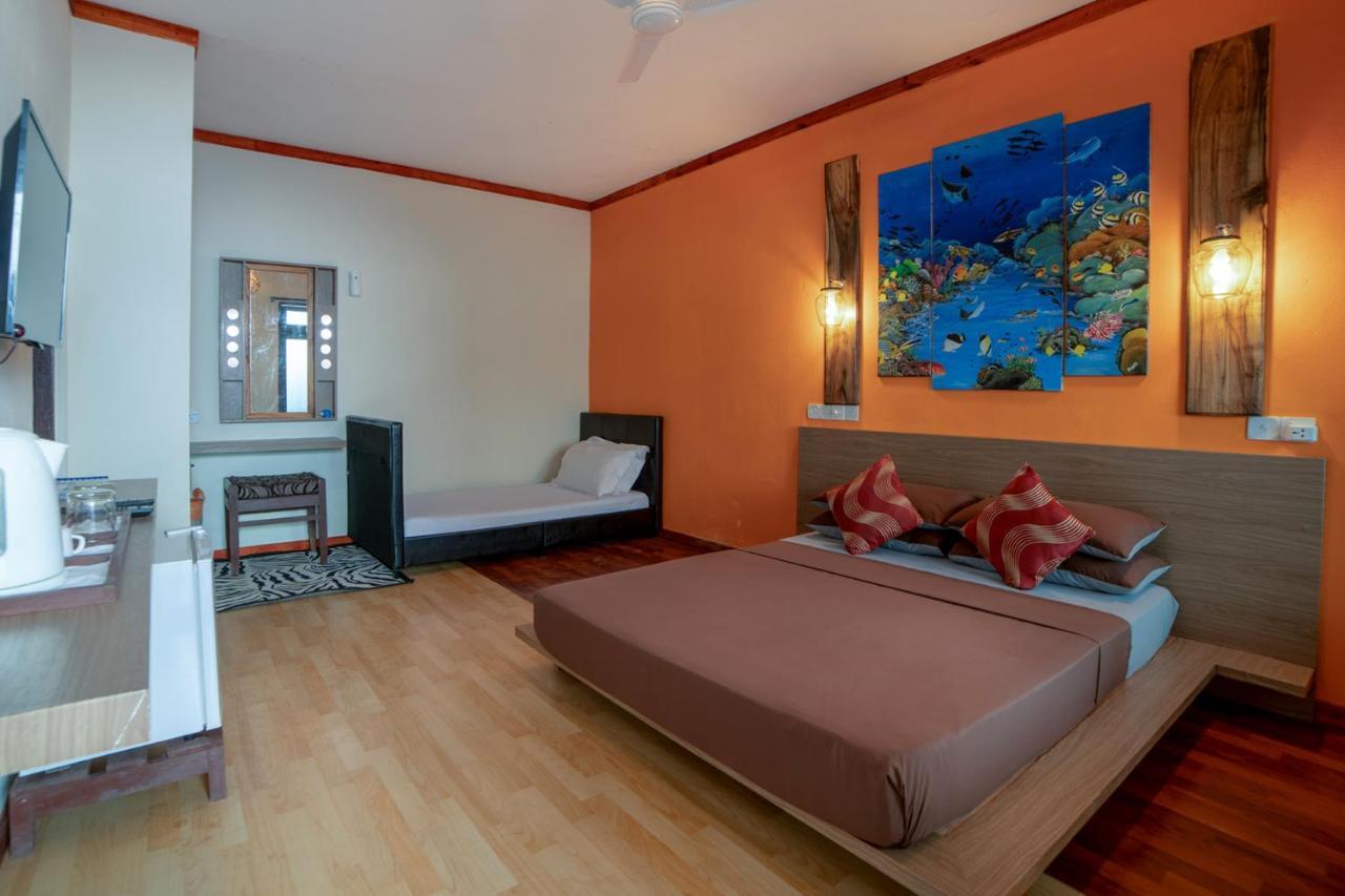 Holiday Village Retreat Bodufolhudhoo Exterior photo